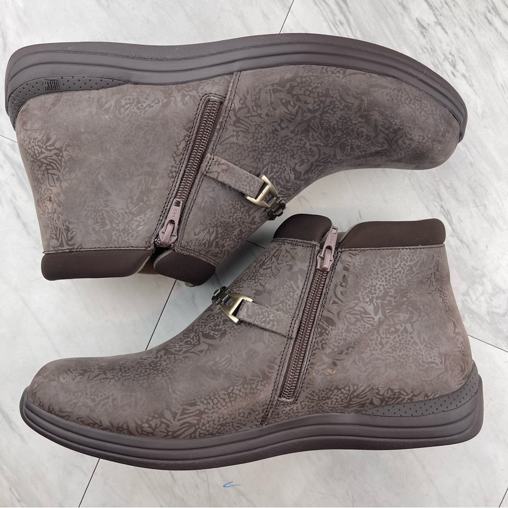-Drew Blossom Orthopedic Brown Foil Gold Women's Size 11.5 W Wide Booties Shoe - Picture 3 of 15